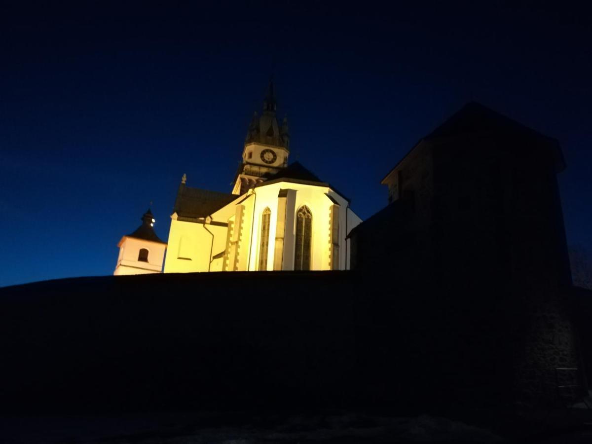 Pod Zamkom Appartement Kremnica Buitenkant foto